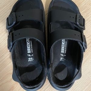 Like new Birkenstocks (waterproof) size 36